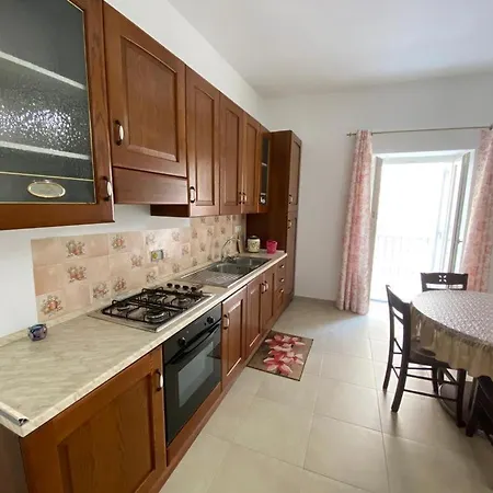 Ketty House - Housing *