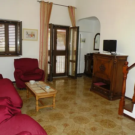 Ketty House - Housing Apartment *