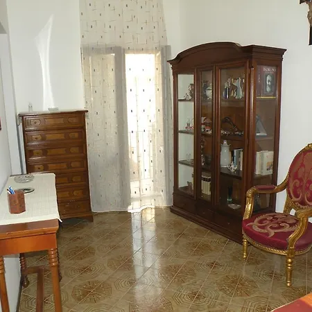 Ketty House - Housing